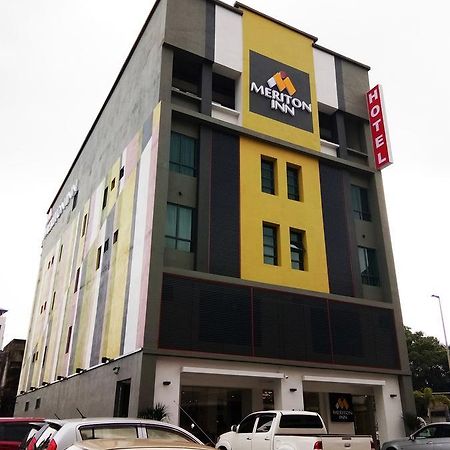 קואנטאן Meriton Inn מראה חיצוני תמונה