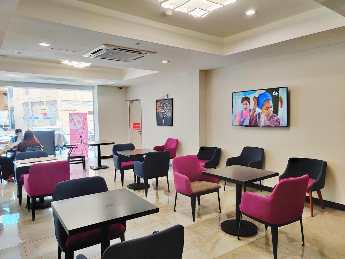 קואנטאן Meriton Inn מראה חיצוני תמונה