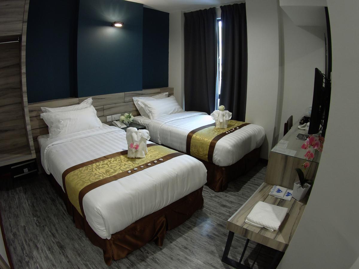 קואנטאן Meriton Inn מראה חיצוני תמונה
